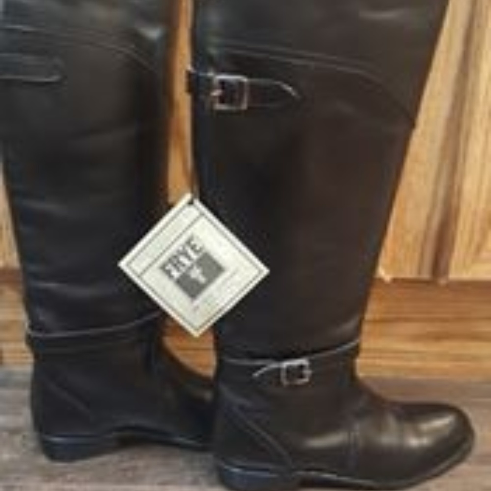 Frye Boots NWT